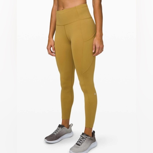 Lululemon Fast and Free High Rise Tight 25” Size 4 - Picture 1 of 6